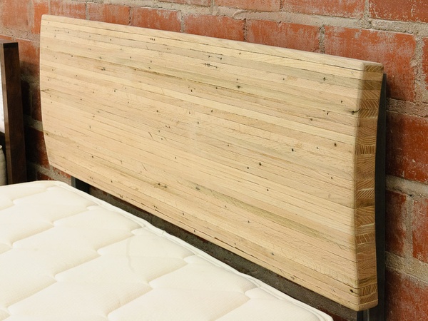 Finishing School" workshops at New Living use reclaimed wood to c 