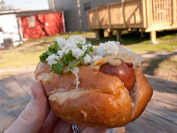 News_Moon Tower Inn_hot dog