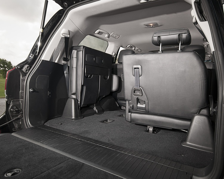 News_Aug12_LexusLX570