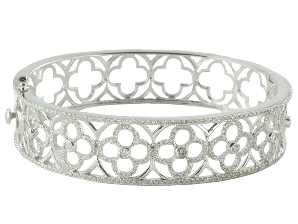 News_Katie Decker_Quatrefoil Bracelet