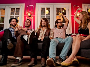 Austin Photo Set: News_Utopia sessions_the holidays_april 2012_2