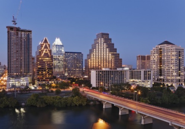 Austin Photo Set: News_lauren modery_moving to texas_dec 2011_austin night skyline