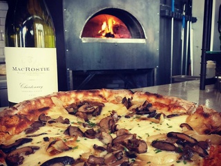 Stella Public House restaurant pizza wine oven kitchen