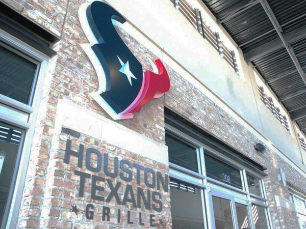 Houston Texans Grille, sign