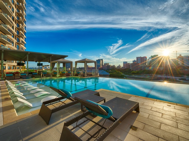 Houston Vantage Med Center apartments