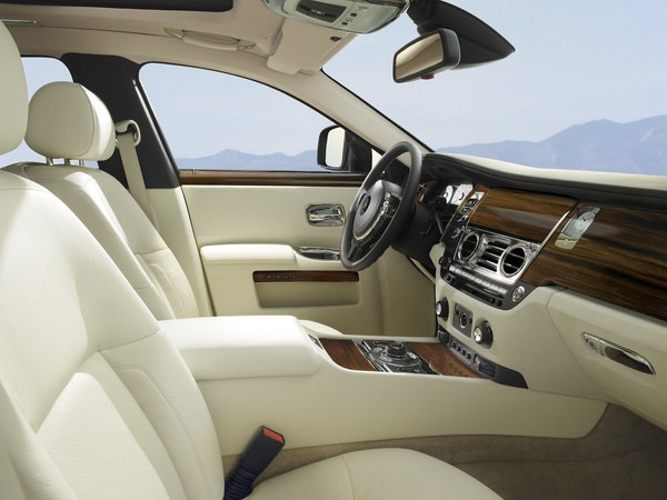 COTY 2012 runner up Rolls Royce Ghost