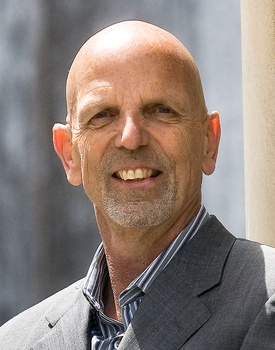 News-Columnist Mug-Clifford Pugh
