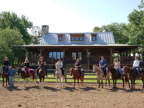 News_Lost Pines_April 2012_horses