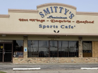 Places-Eat-Smitty's Louisiana Cafe and Bar-exterior-1