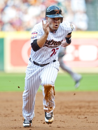 Jose Altuve run