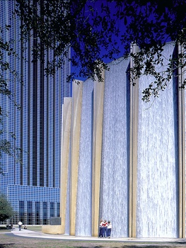 Places-Unique-Williams Water Wall