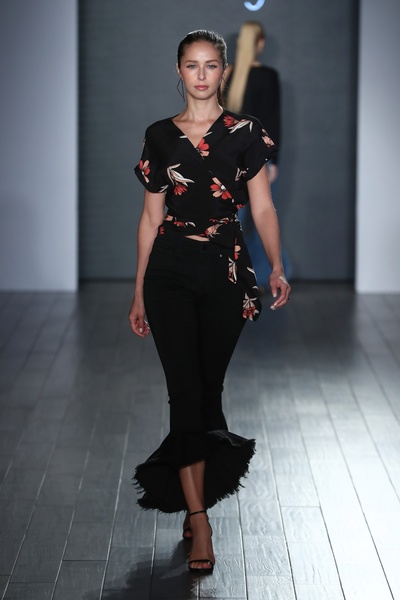 Eva Longoria New York Fashion Week 2017