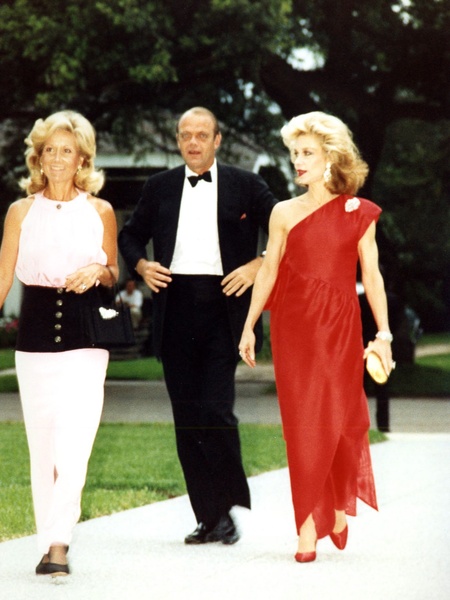 News_03_The Menil Collection opening, June 3, 1987_Judy Gerry_Robert Gerry_Lynn Wyatt
