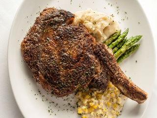 III Forks steak