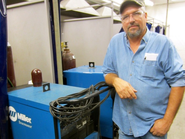 James Williams_welding machine_Houston Community College_HCC