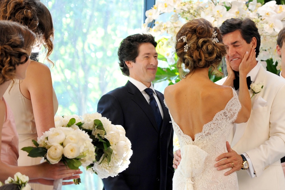 news_dominique_sachse_nick_florescu__wedding_may_2012__al_to_rres_photography_inc_21jpg - Stephen Curry Wedding Ring news_dominique_sachse_nick_florescu__wedding_may_2012__al_to_rres_photography_inc_21jpg - Stephen Curry Wedding Ring