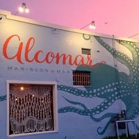 Alcomar Mariscos y Mas Austin restaurant exterior dusk 2015