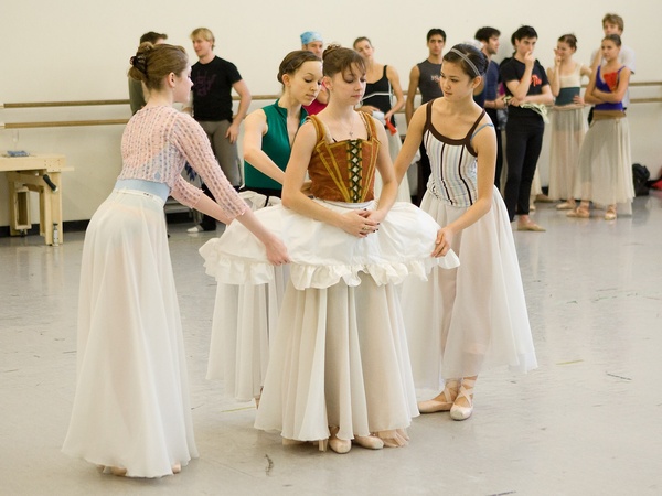 News_Marie_Houston Ballet
