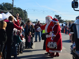 Dripping Springs Lion's Club and City of Dripping Springs presents Christmas on Mercer Street