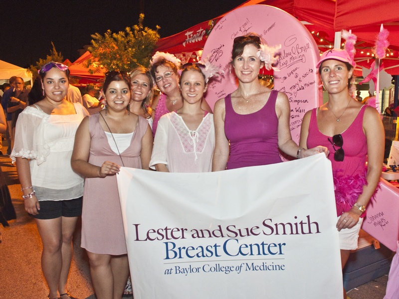News_White Linen Night_ Lester and Sue Smith Breast Center_Aug 2011