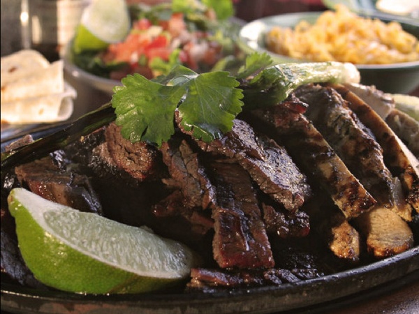 News_Molina's_fajitas
