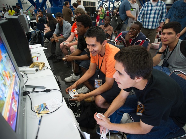 Comicpalooza video gamers