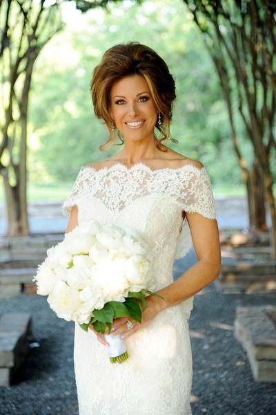 News_Sachse-Florescu wedding_May 2012_official bride photo