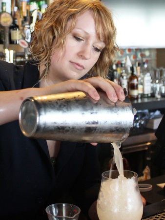 Austin Photo Set: News_Matt_female mixologists_may 2012_tacy rowland
