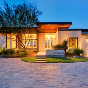 Hot Texas real estate market poised for record-breaking 2016, although sales of luxe homes down in Houston - CultureMap Houston