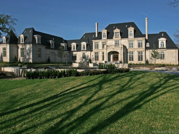 10711 Strait Lane