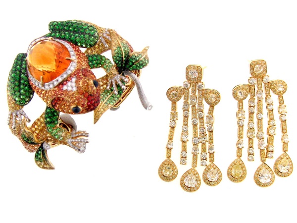 News_Nini Hale_Frog Cuff_diamonds_jewelry