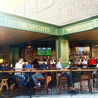 Jack & Ginger's Irish Pub Austin restaurant Domain Rock Rose patio