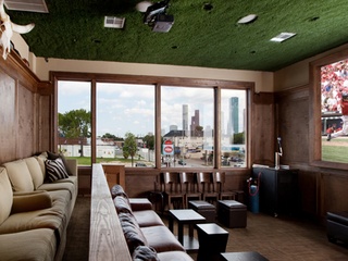 Poll_Super bowl home or bar