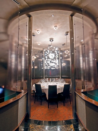 News_Cullen's_Macy's table