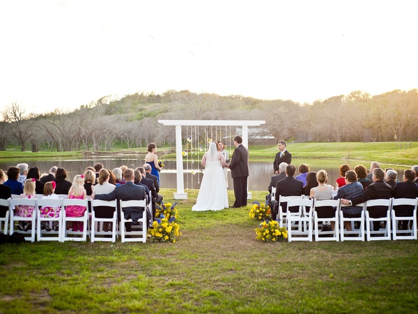 News_Lost Pines_April 2012_wedding_bride_groom