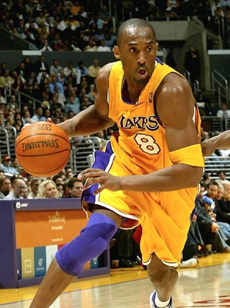 News_Kobe Bryant_basketball player_Lakers_basketball