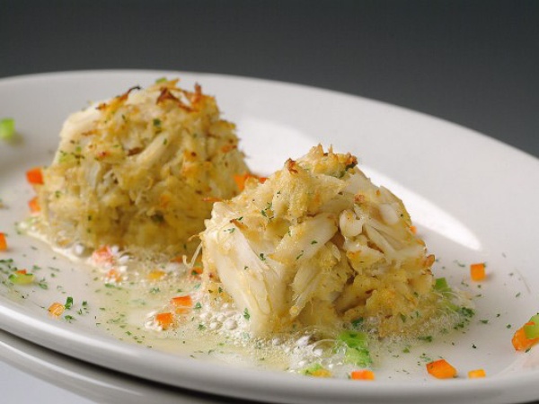 Ruth's Chris, crab cakes