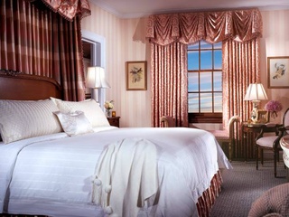 Room at Stoneleigh Hotel in Dallas