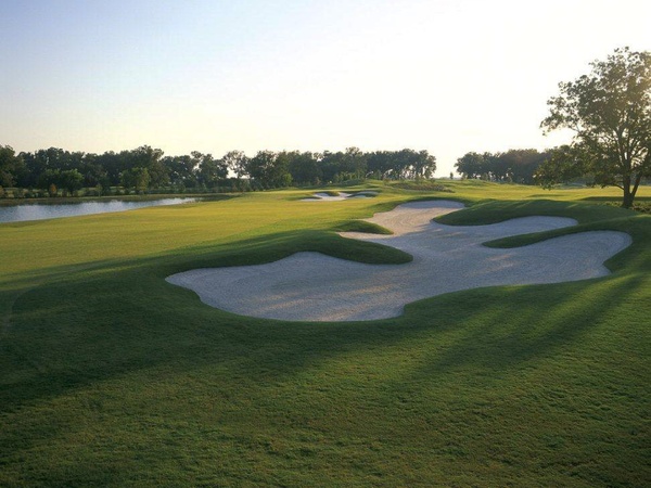 Shadow Hawk Golf Club, golf course