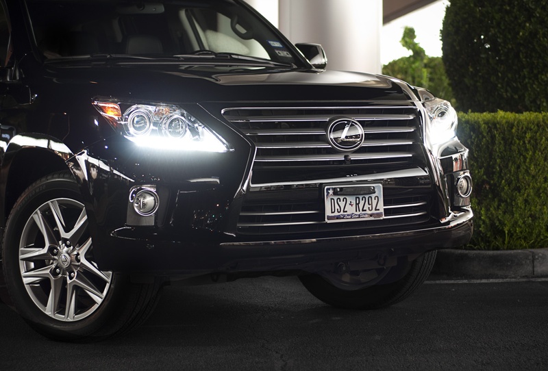 News_Aug12_LexusLX570