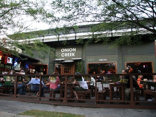 Places-Eat-Onion Creek-exterior-1