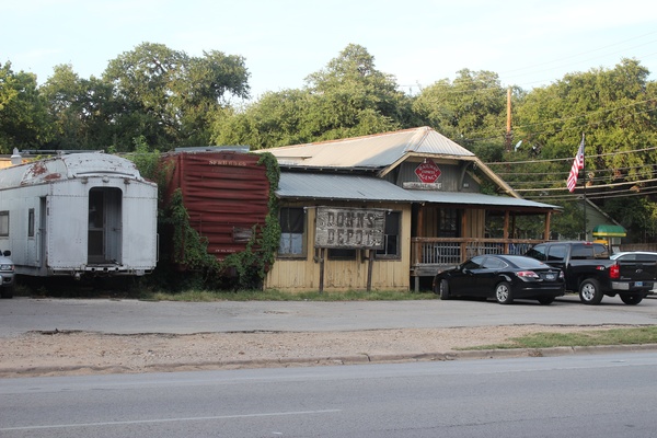 austin photo set: nws_july_rainey donn's