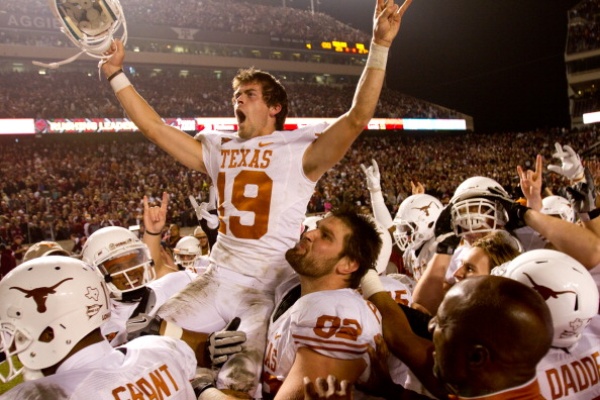 Austin Photo Set: News_Kevin_UT v AM review_Nov 2011_justin tucker celebrates
