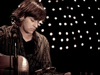 Austin Photo Set: News_mikela_blues on the green_may 2012_rhett miller