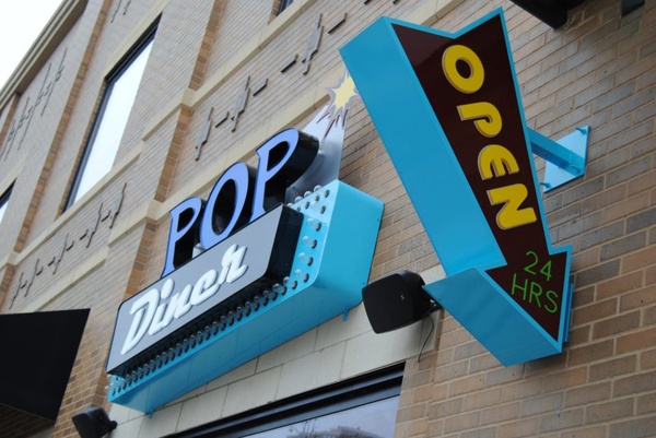 Pop Diner bar