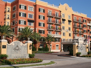 Places-Hotels/Spas-Hotel Granduca-exterior