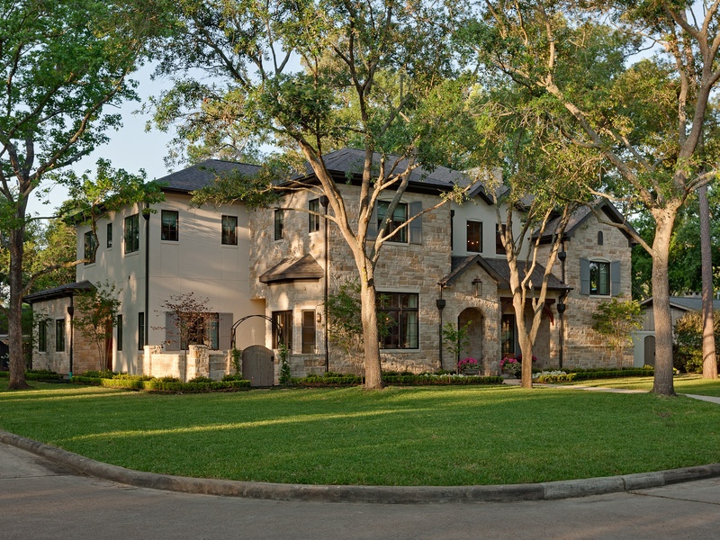 News_Pink Ribbon House_exterior_April 2012