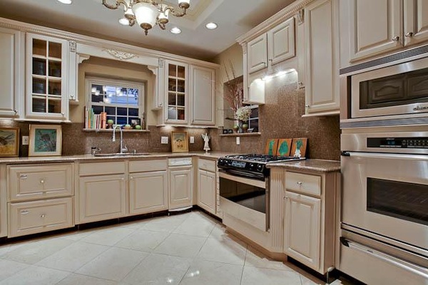 Kitchen of 4420 Rawlins Ave. in Dallas