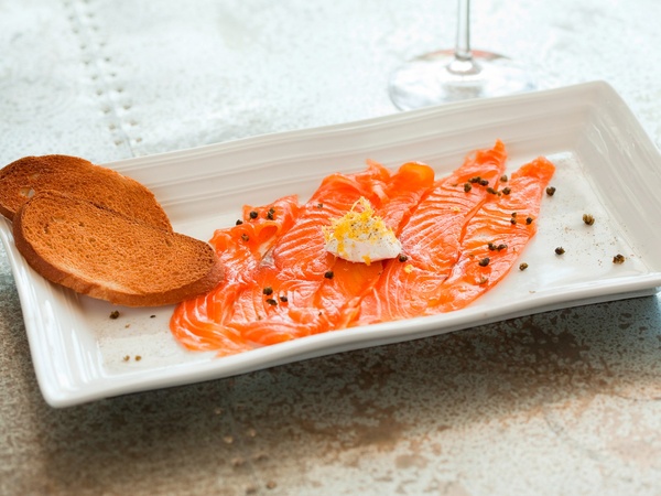 L'Olivier-House Smoked Salmon